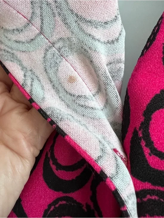 LOVE UNIVERSITY Romper Hot Pink Pockets Sz Large NWT - Picture 8 of 8